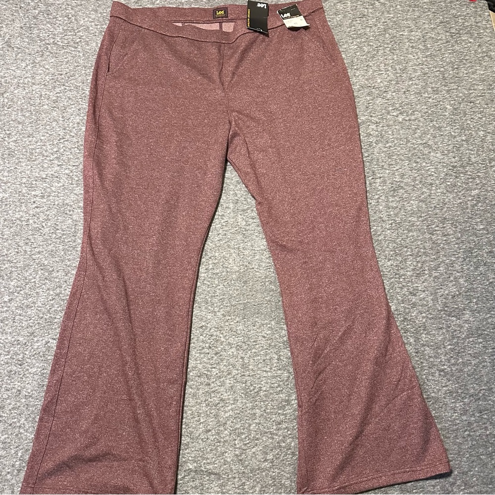Lee Comfort Waistband Velvet Beet Bootcut Pull On Pants Women’s XXL /2XL NWT